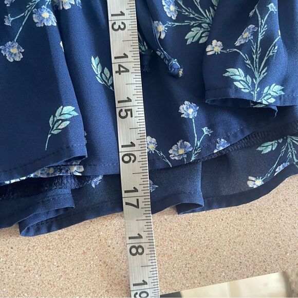 Altar’d State Blue Floral Ruffle Chiffon Mini Skirt XS - Picture 6 of 7